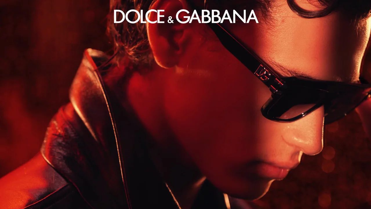Video 1 de 2 de Dolce & Gabbana